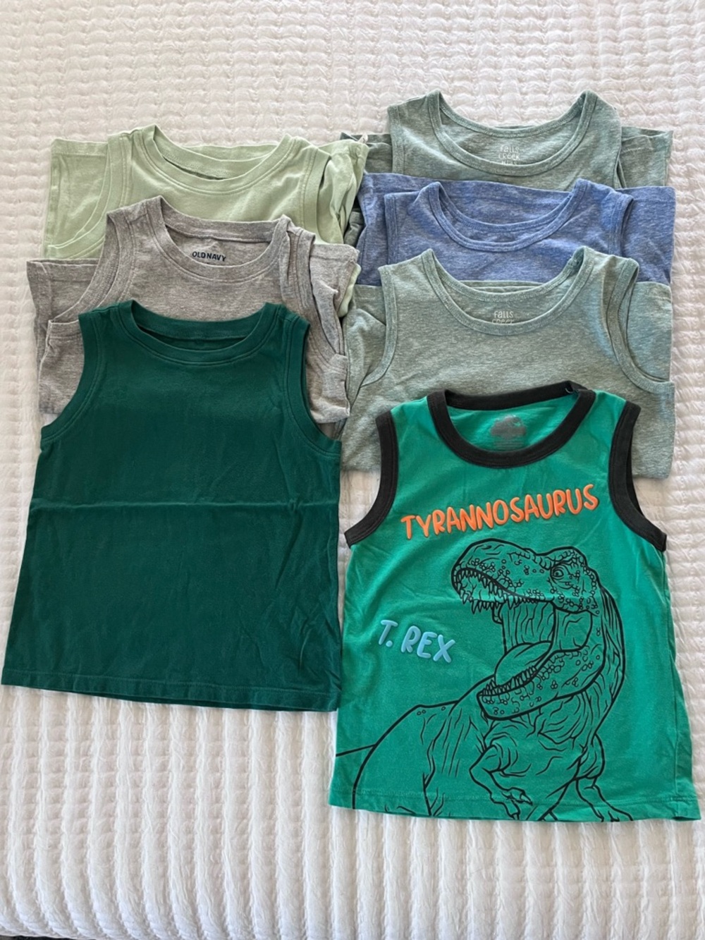 3/4T tank bundle - 7 shirts